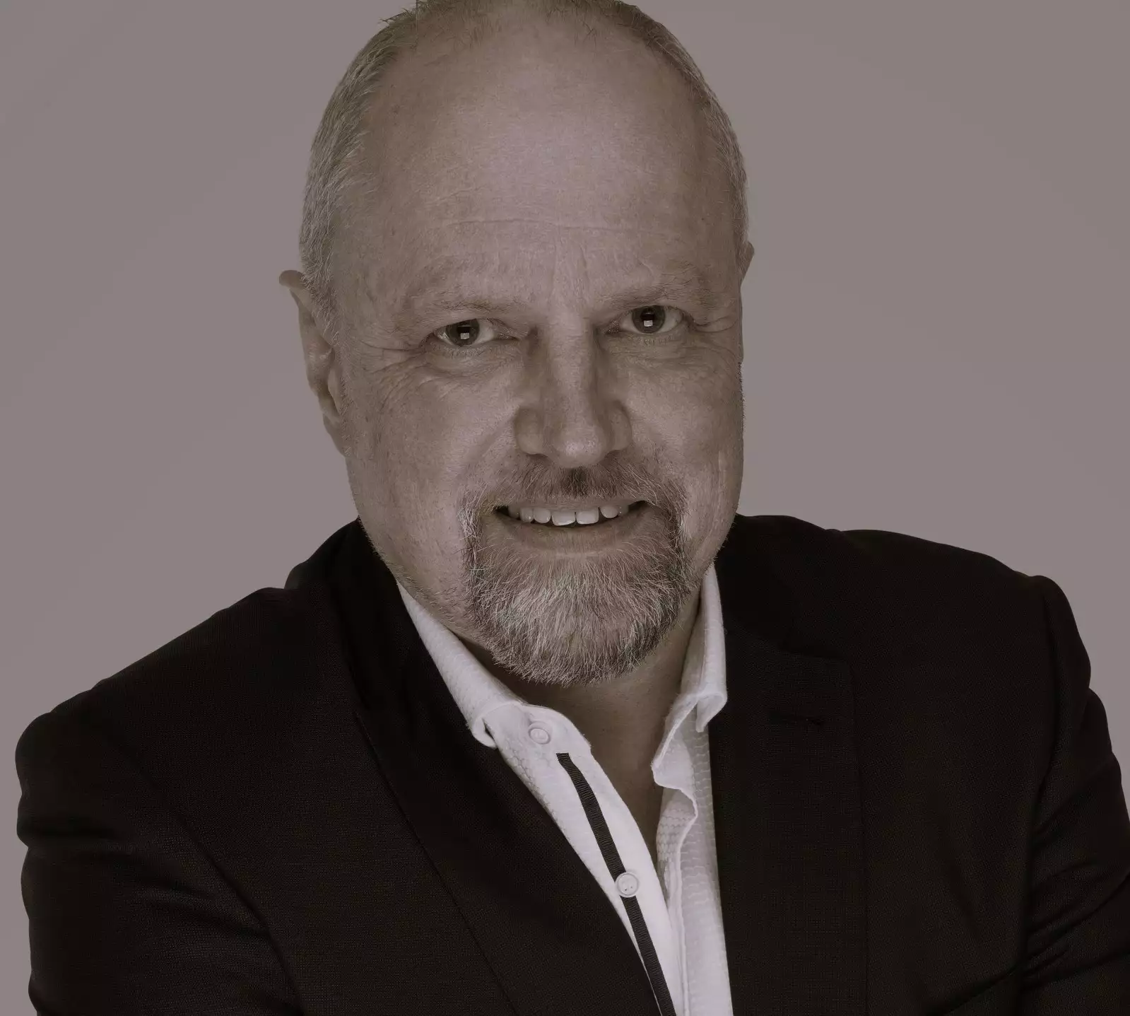 michael-heruth-portrait-2024